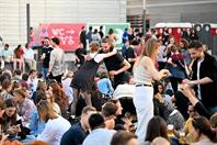 On 14 May 2022, Hochschule Düsseldorf – University of Applied Sciences (HSD) could finally celebrate its 50th anniversary – and the response exceeded everything all organisers had hoped for: Several thousand people came to celebrate during the day and well into the night, creating a unique atmosphere on campus and enjoying wonderful weather.